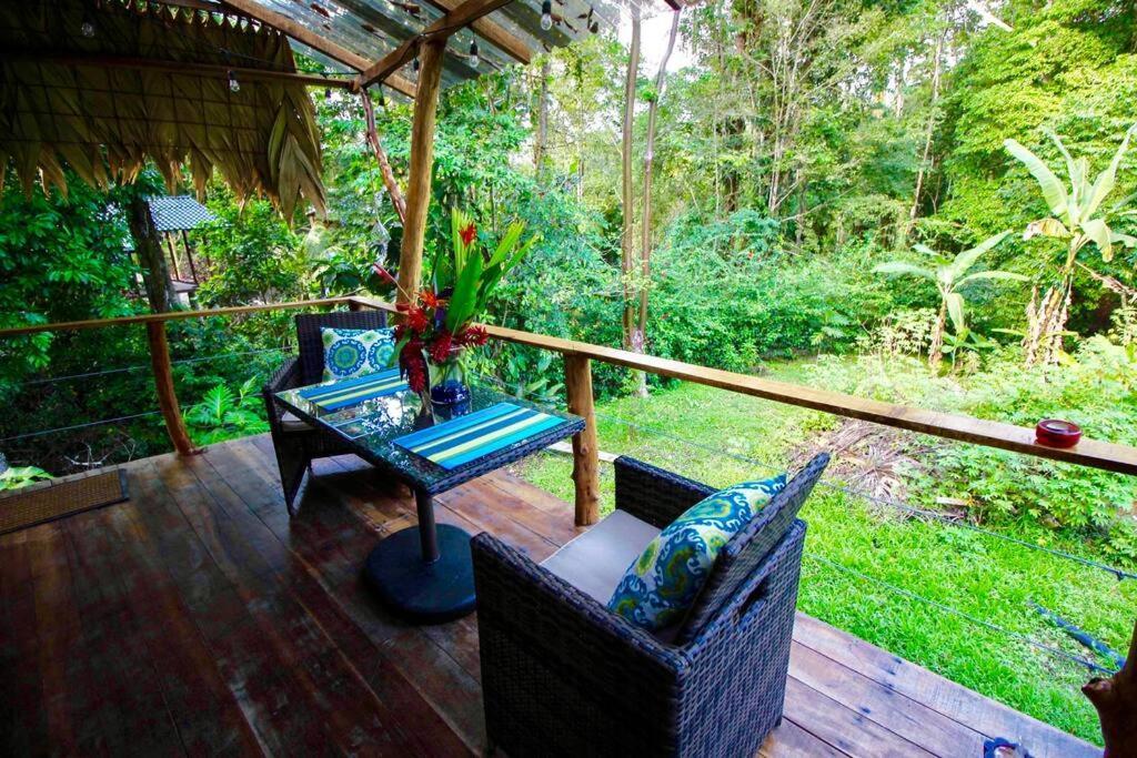 A Treehouse The Frog Romantic Setting & Pool Holiday home